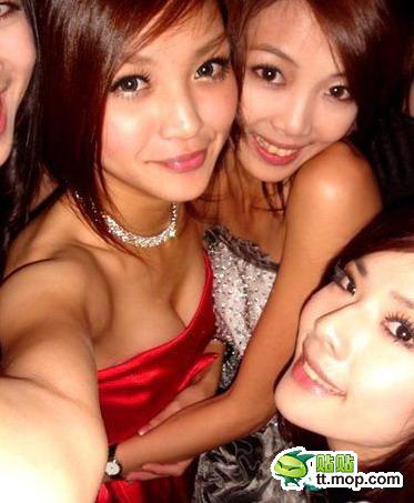 90后女孩的夜店生活是如此丰富