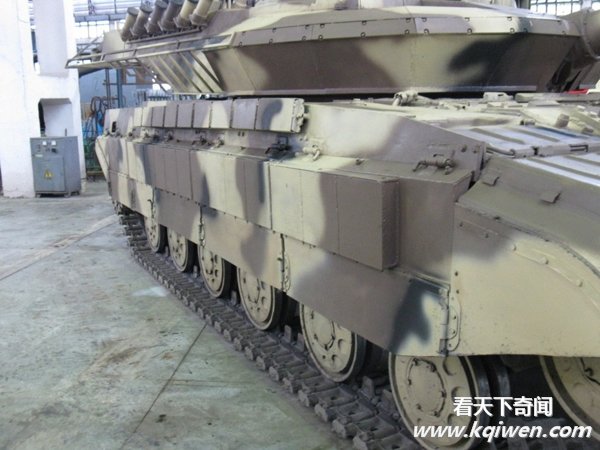 最新改型坦克新炮塔