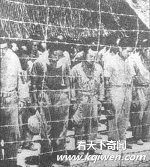 旧照实拍暴露日本士兵被俘后的丑态(组图)